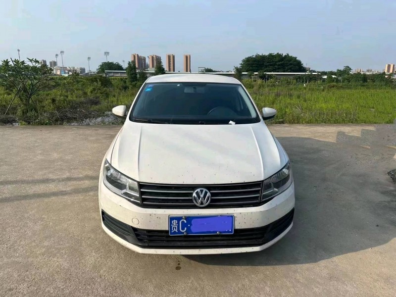 韶關17年大眾桑塔納1