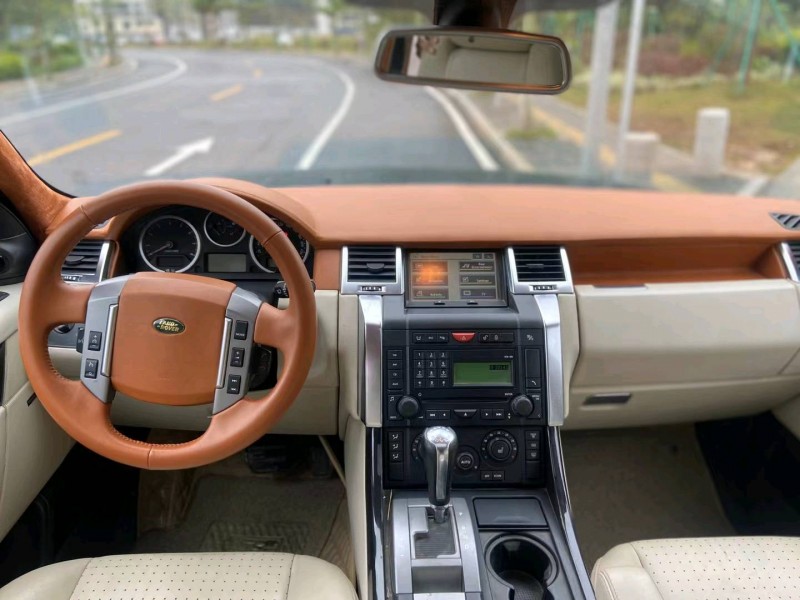 广州09年路虎揽胜运动7