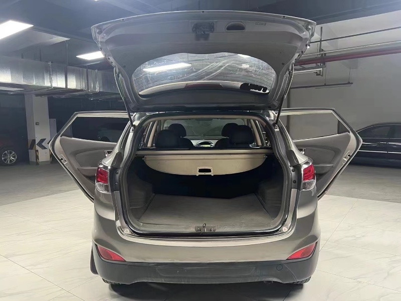 成都14年现代ix357