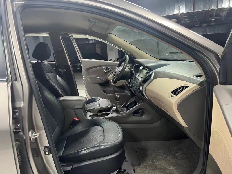 成都14年现代ix356