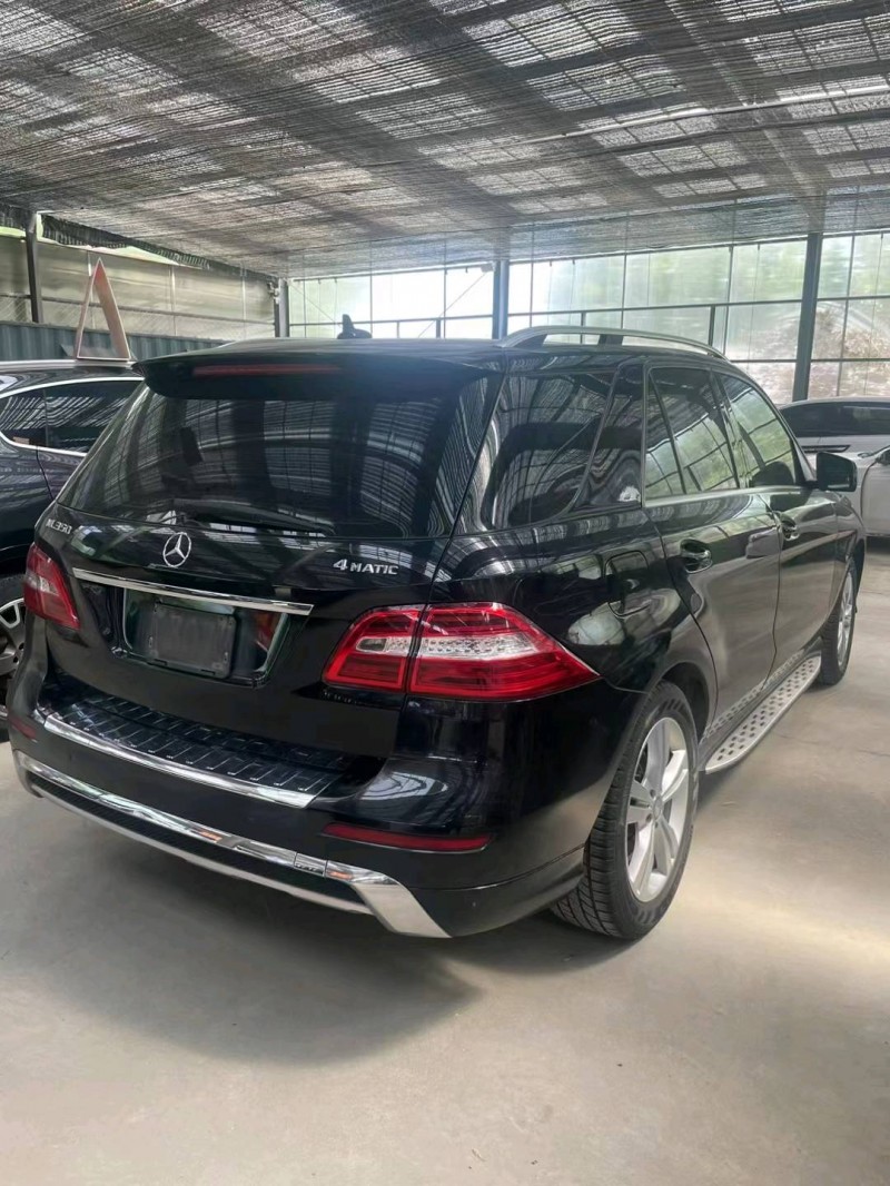 济南15年奔驰ML8