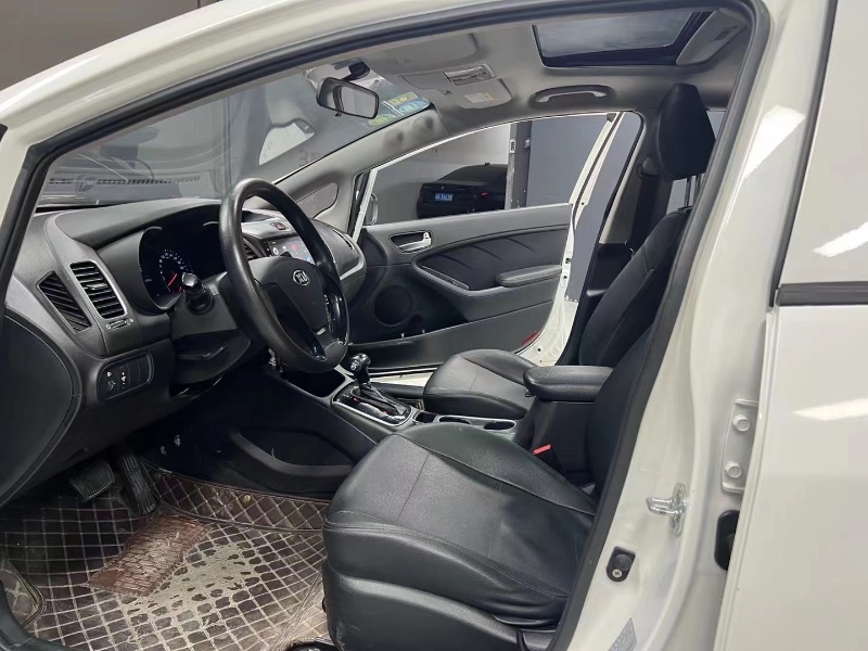 成都19年起亚K35