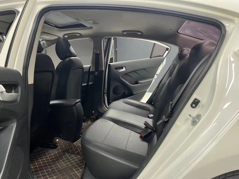 成都19年起亚K36