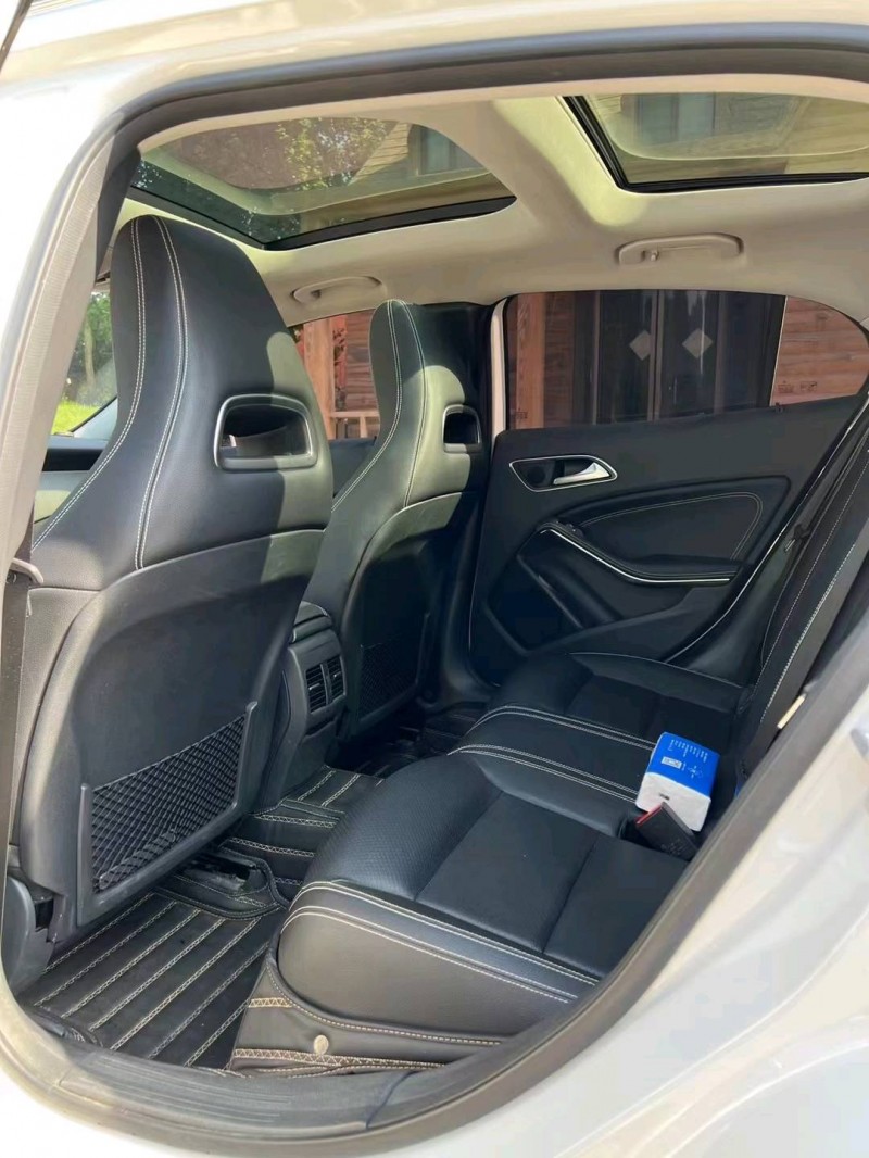 邢台17年奔驰GLA7