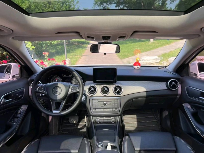 邢台17年奔驰GLA8