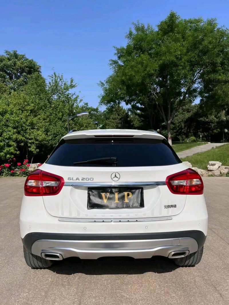 邢台17年奔驰GLA9
