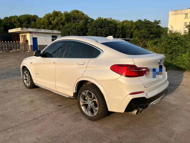 宜昌16年宝马X47