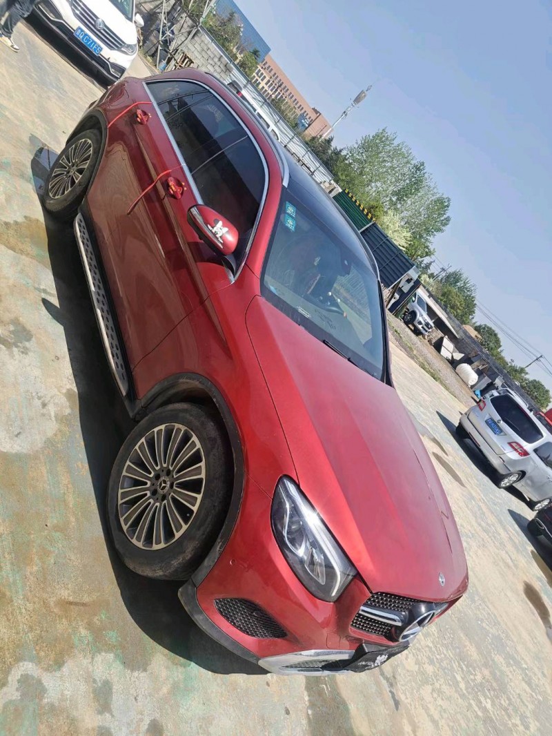 济南18年奔驰GLC2