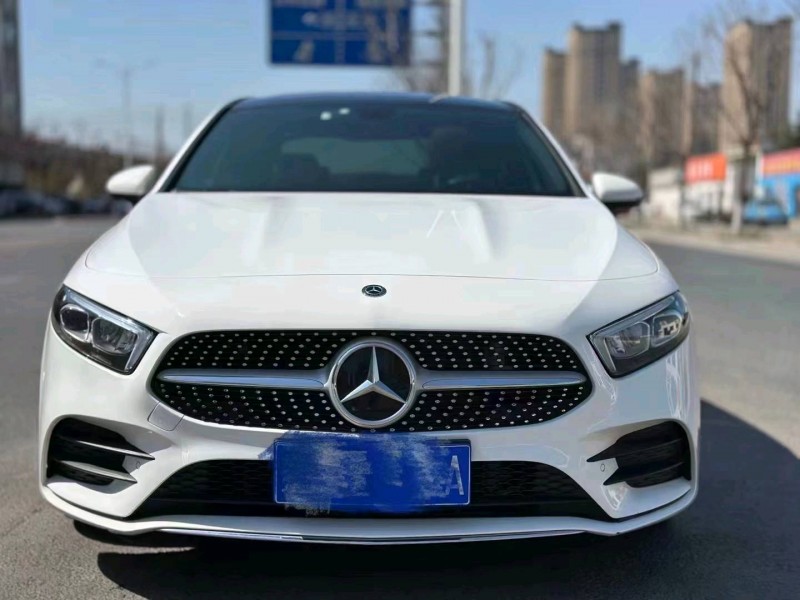 徐州19年奔驰A1