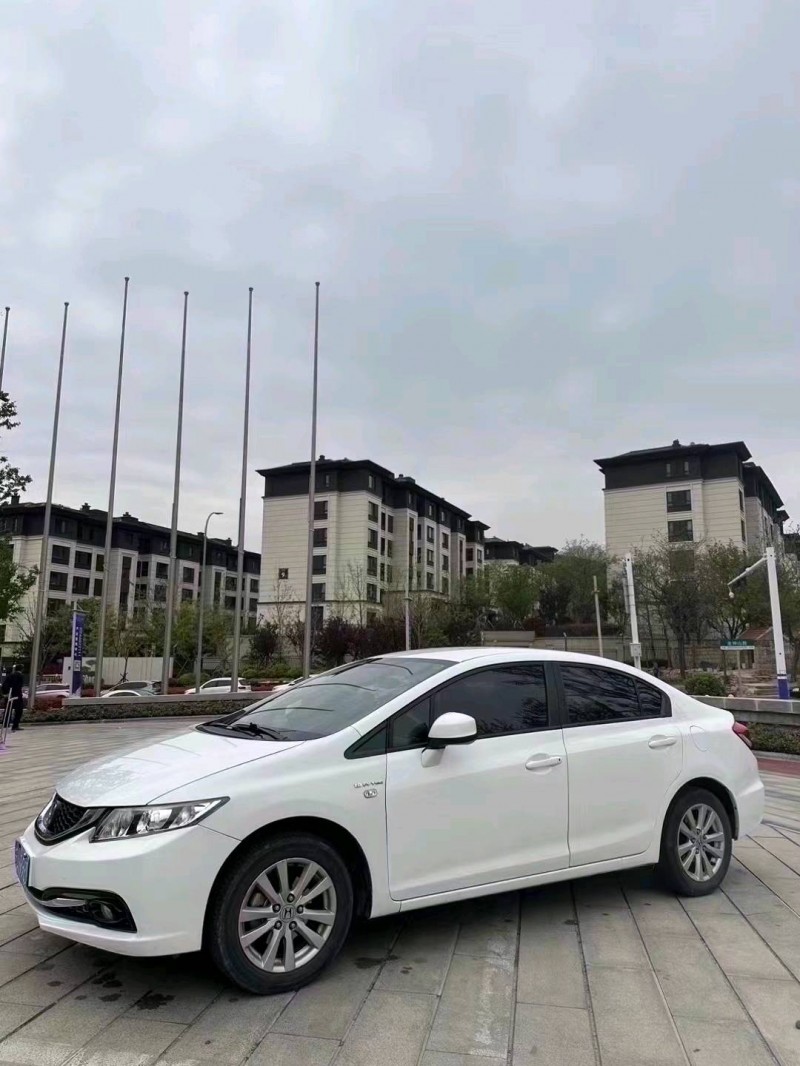 济南15年本田思域4