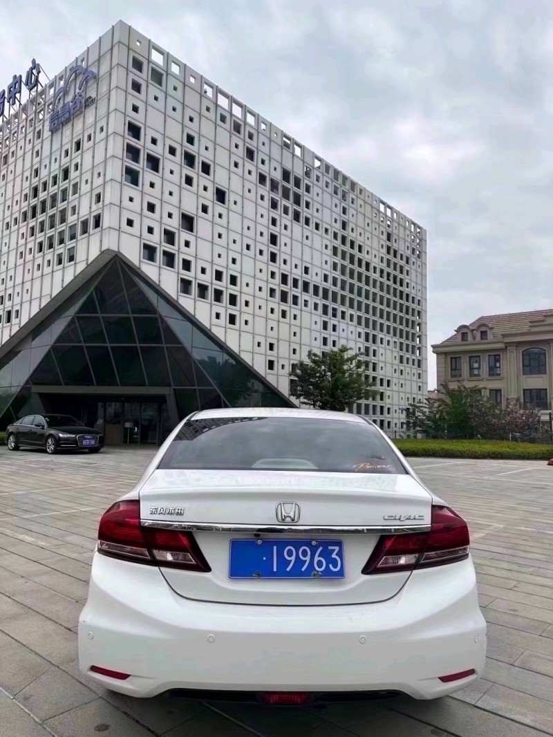 济南15年本田思域9