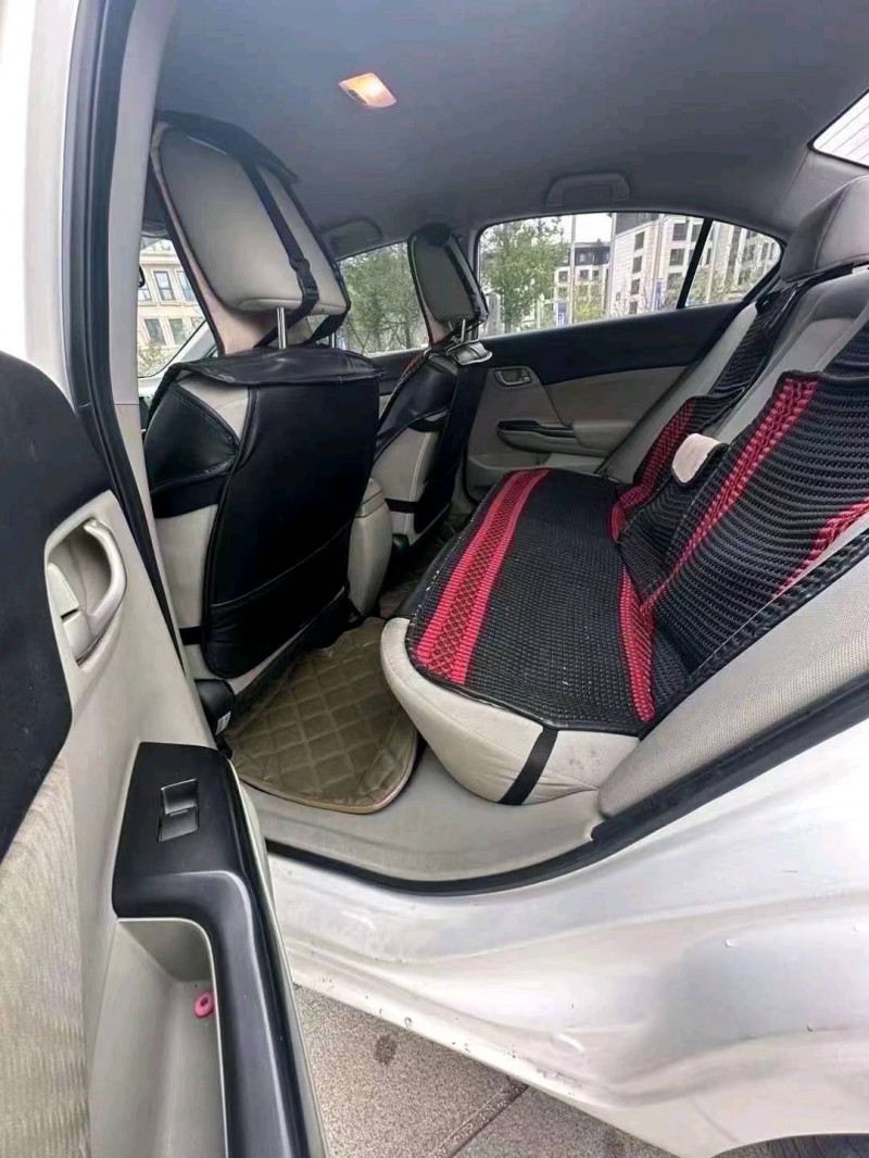 济南15年本田思域8