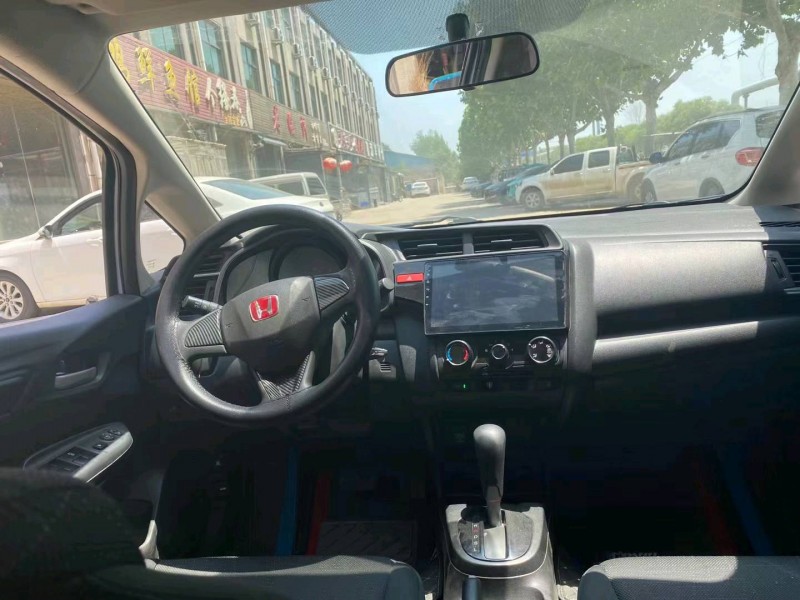 济南17年本田飞度3