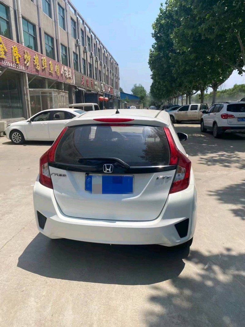 济南17年本田飞度7