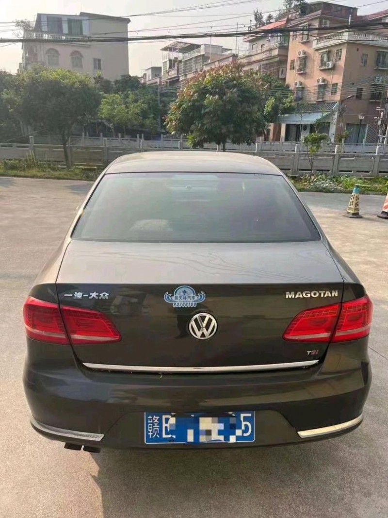 珠海14年大众迈腾9