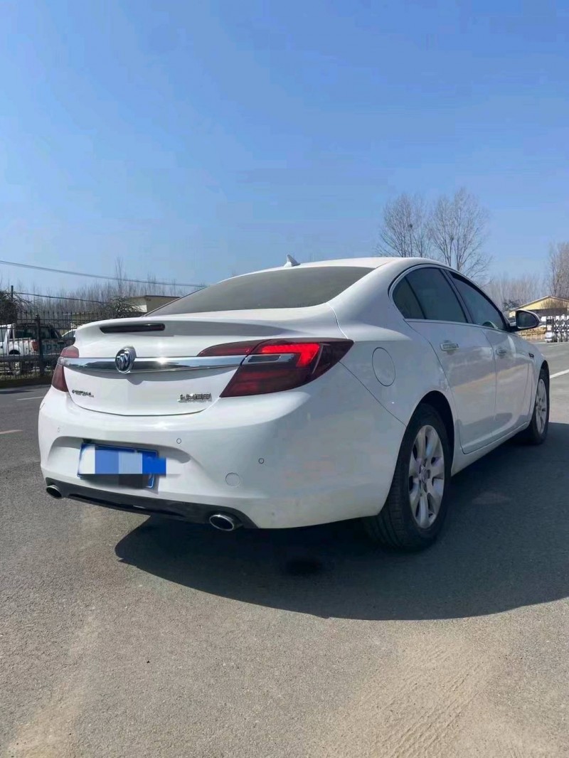 济南15年别克君威7