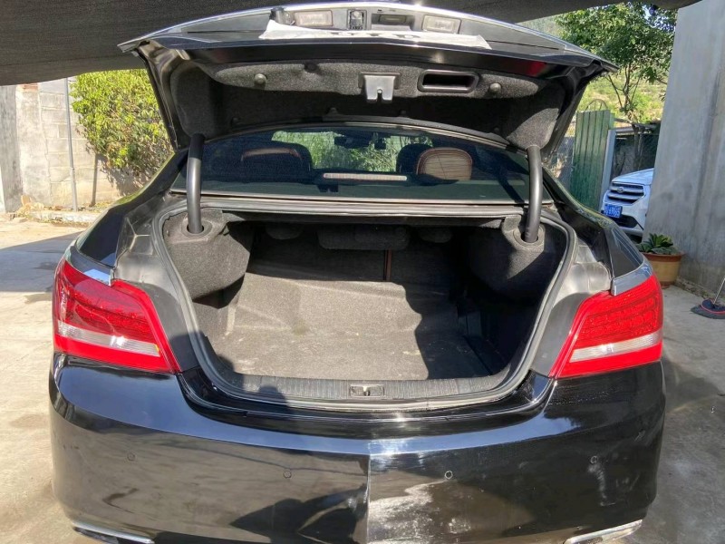 青岛14年别克君越6