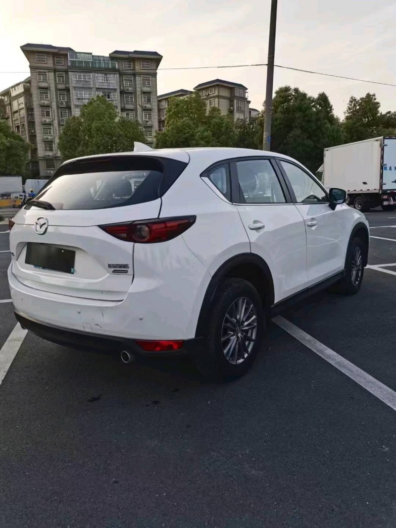 淮南18年马自达CX-52