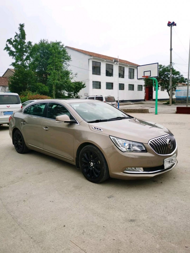 徐州14年别克君越3