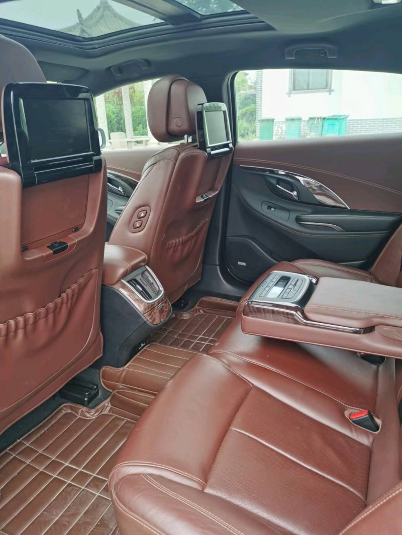 徐州14年别克君越6