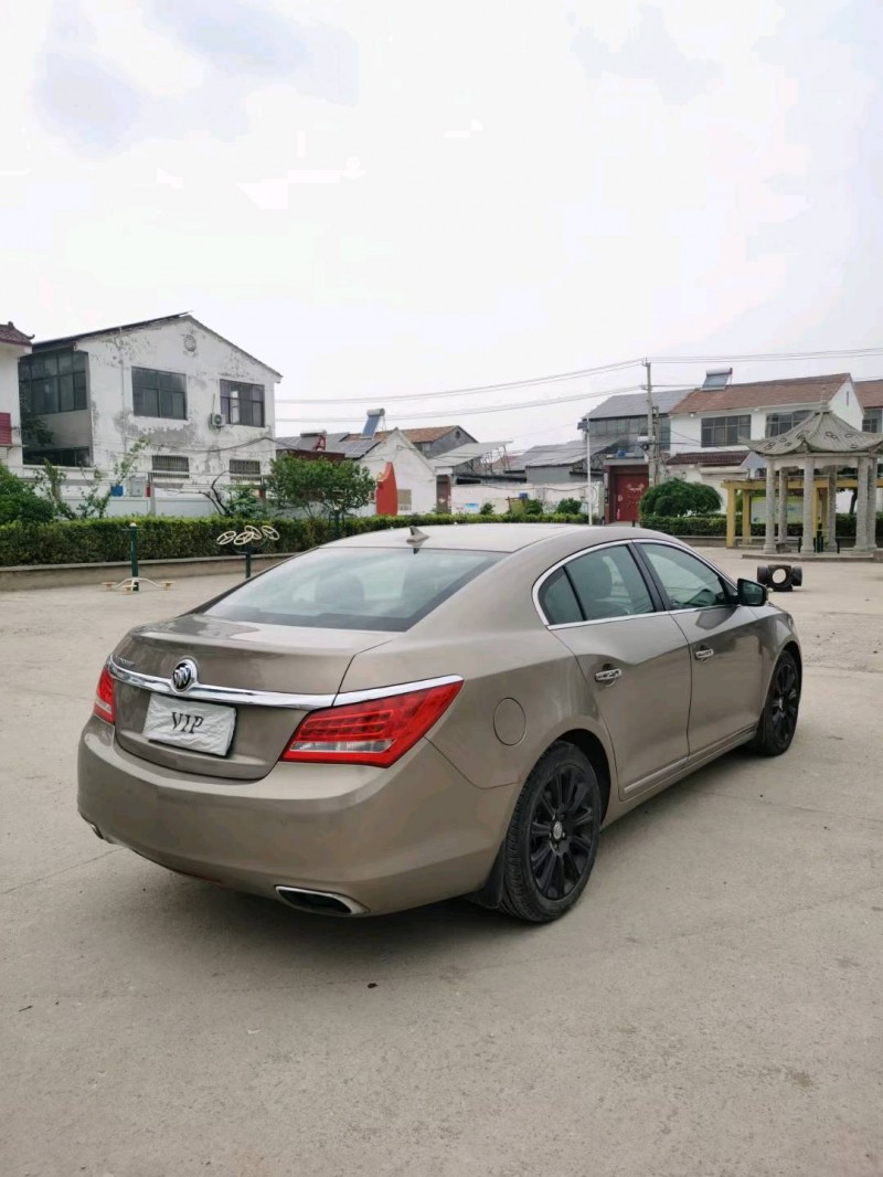 徐州14年别克君越9