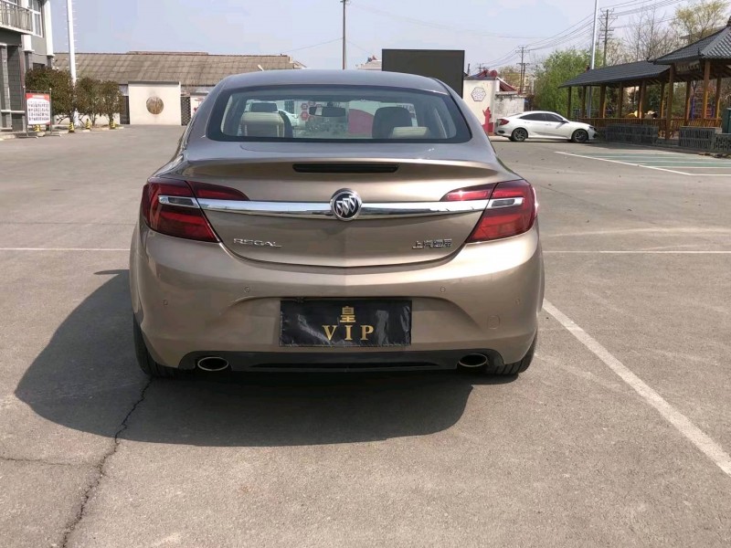 徐州17年别克君威9