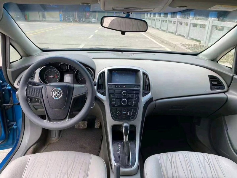 珠海14年别克英朗4