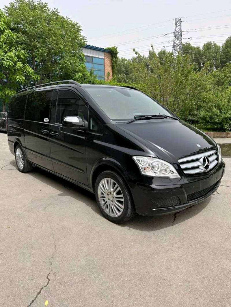 沈阳13年奔驰唯雅诺2