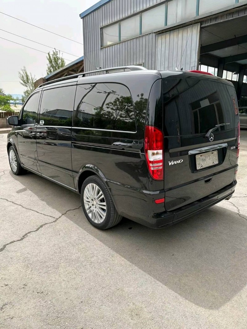 沈阳13年奔驰唯雅诺4