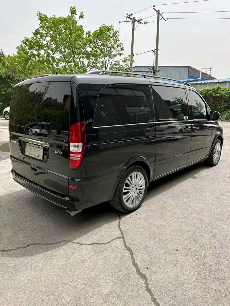 沈阳13年奔驰唯雅诺5