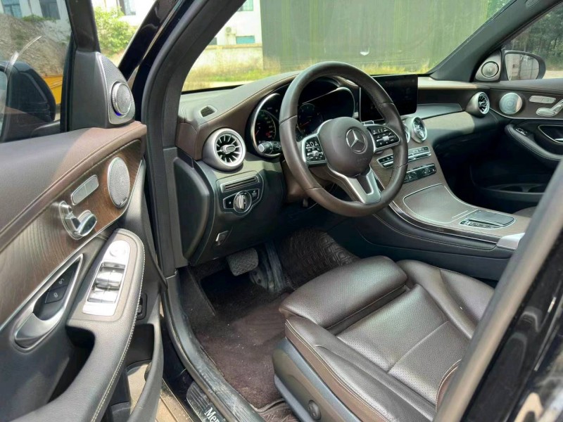 枣庄19年奔驰GLC8