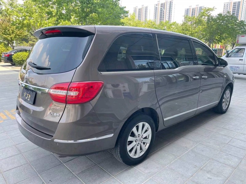 济宁18年别克GL88