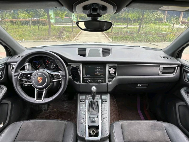 襄阳15年保时捷Macan6