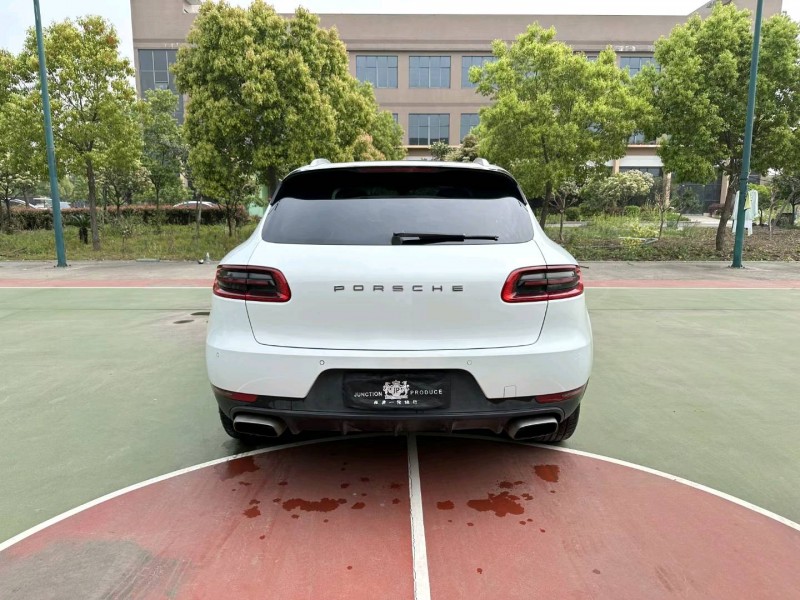 襄阳15年保时捷Macan9