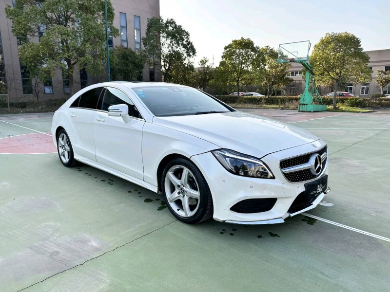 襄阳17年奔驰CLS3