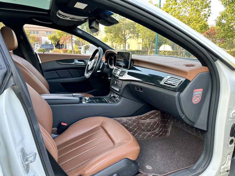 襄阳17年奔驰CLS5