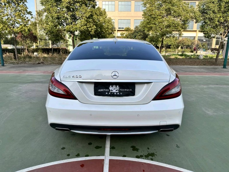 襄阳17年奔驰CLS9