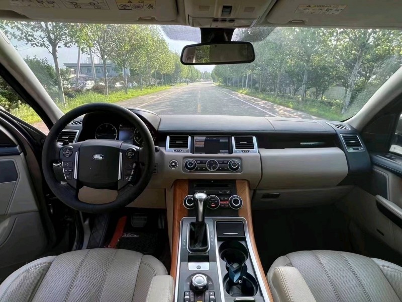 徐州12年路虎揽胜运动5