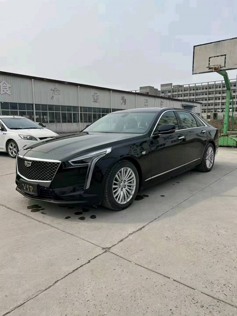 襄陽21年凱迪拉克CT62