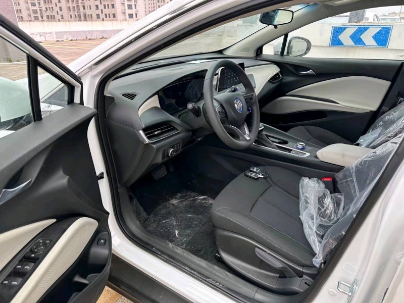 盐城23年别克微蓝6