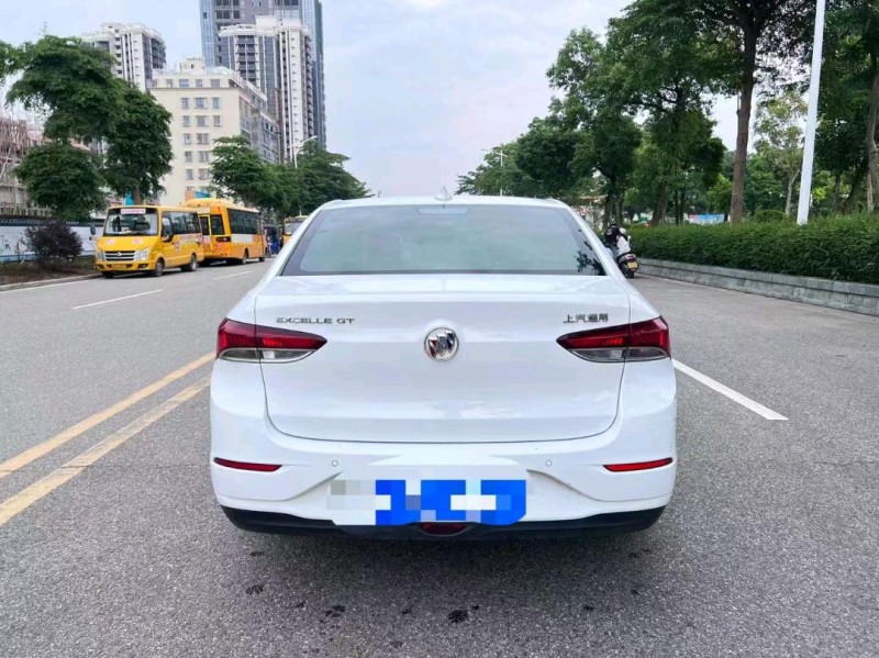 深圳19年别克英朗9