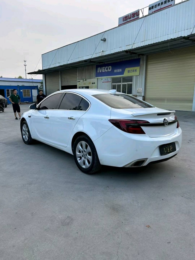 宿迁15年别克君威4