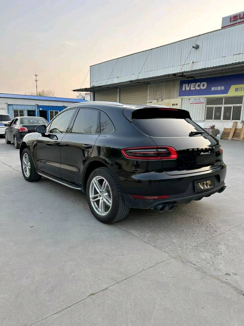 宿迁16年保时捷Macan7