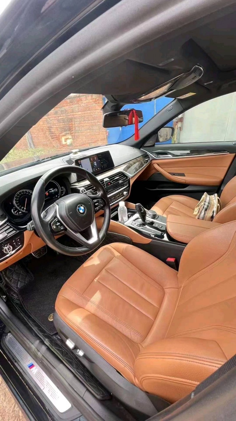 淮南17年宝马5系9