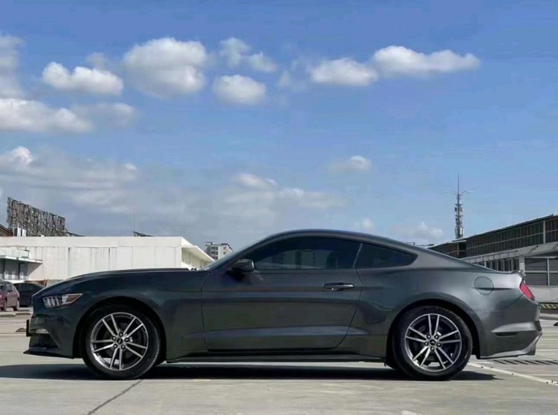 深圳17年福特野马5