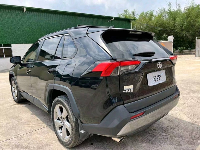 深圳20年丰田RAV48