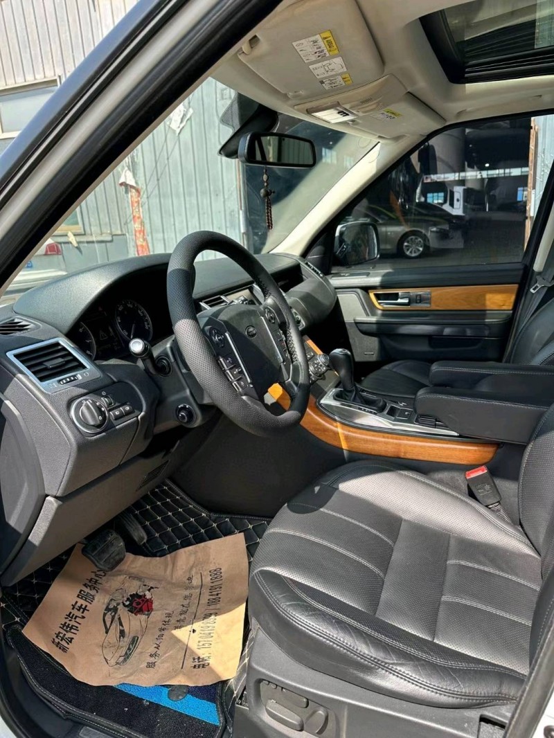 沈阳13年路虎揽胜运动6