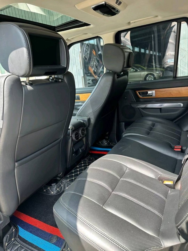 沈阳13年路虎揽胜运动9