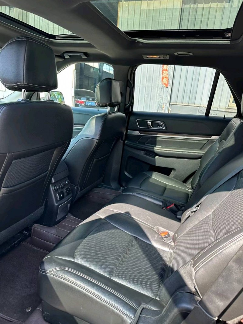 沈阳16年福特探险者8