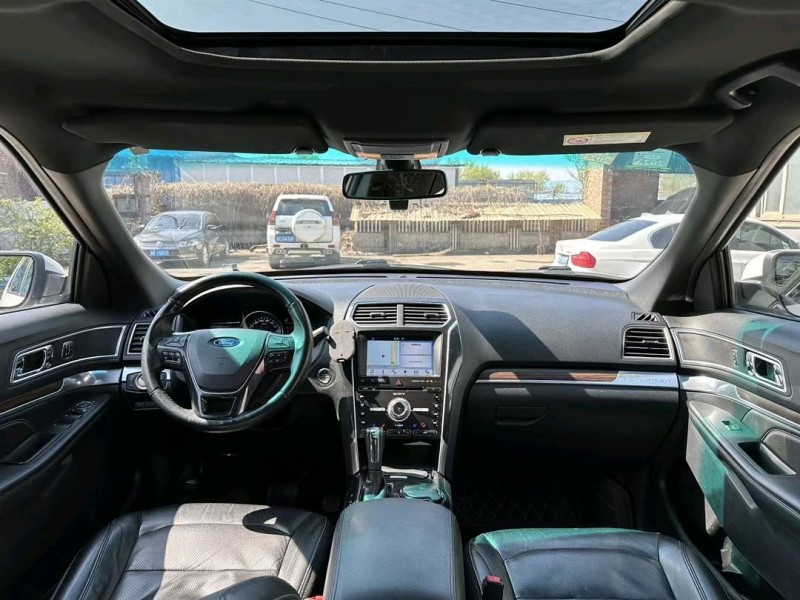 沈阳16年福特探险者7